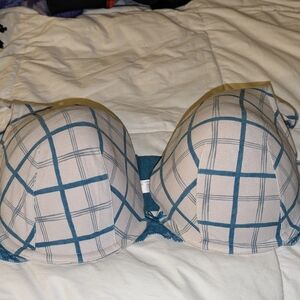 Lane Bryant Cacique Turquoise Plaid Print Bra. Size 44DD